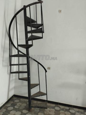 Échelle en fer en très bon état à vendre - 2