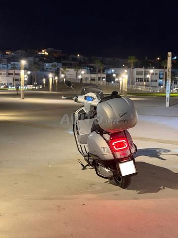Vespa 300 GTS Super - 2