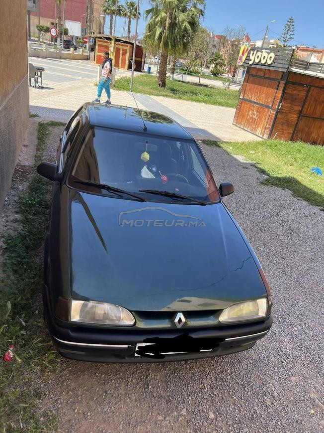 Renault R19 Essence Manuelle 1995 à Ahfir