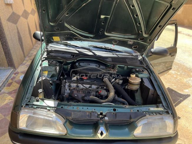 Renault R19 Essence Manuelle 1995 à Ahfir