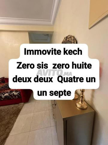 Appartement 4ème étage 60 m ascenseur disponible 50 millions