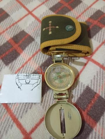 بوصلة صنع إسباني - 2