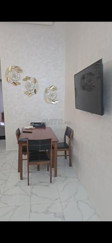 شقة مفروشة بالطابق الأرضي للإيجار