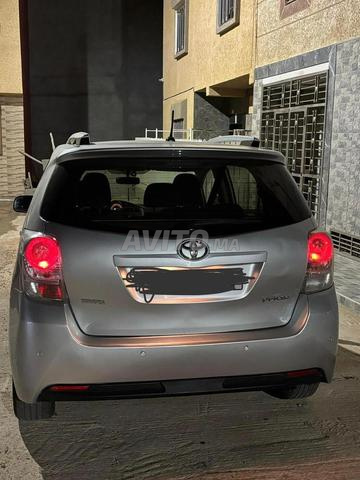 تويوتا فيرسو ديزل يدوية 2012 في العيون