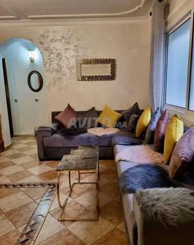 شقة للبيع على البحر 101 متر مربع في أصيلة - 2