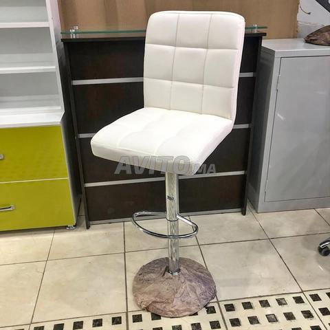 Tabouret Design – Élégance Pratique - 2