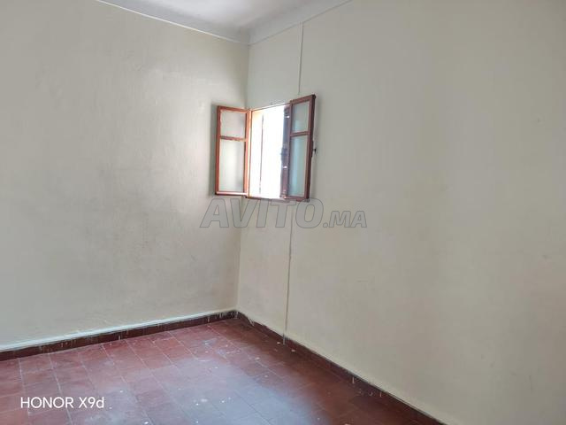 غرفة للإيجار المشترك للمتزوجين 900 درهم - 2