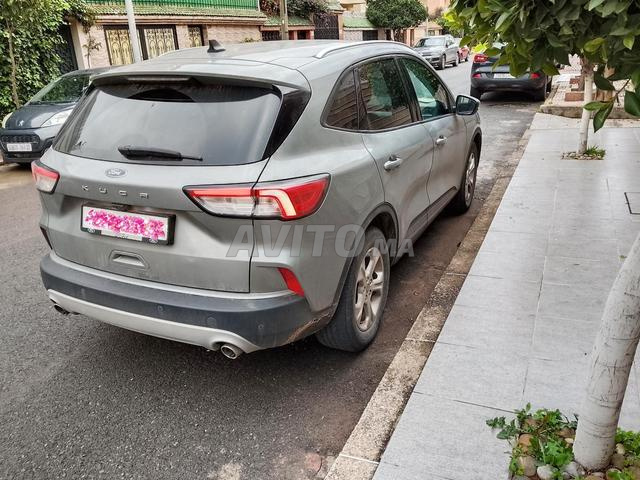 Ford Kuga - 2