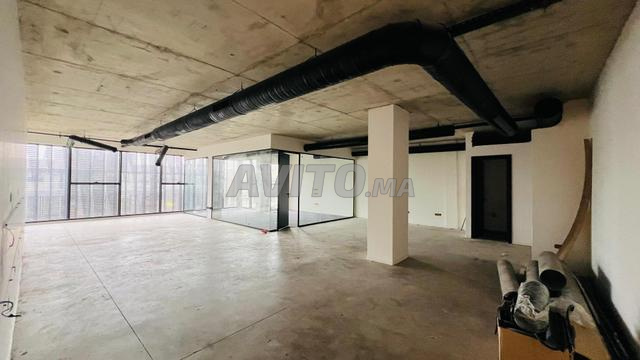 مكتب مجهز للإيجار 122 م² شارع غاندي - 2