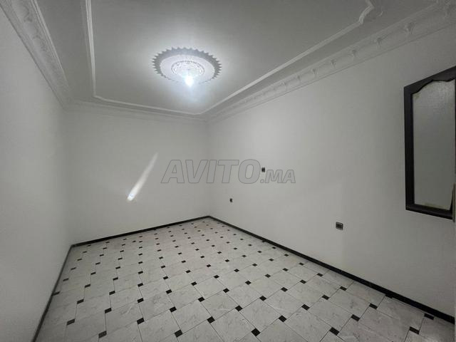 شقة للإيجار 140 متر مربع في طنجة - 2