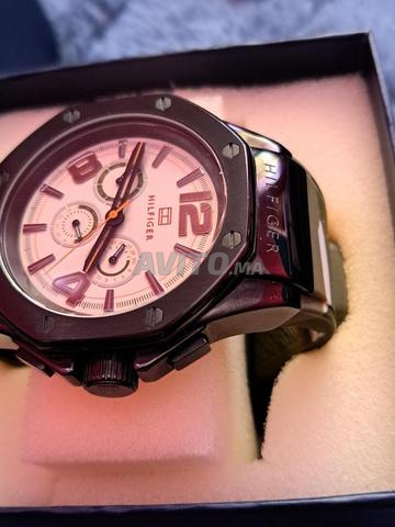 ساعة تومي هيلفيغر كرونوغراف أصلية جديدة - 2