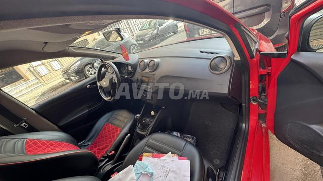 Seat Ibiza Diesel Manuelle 2017 à Casablanca - 2