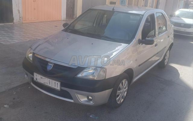 Dacia Logan Essence Manuelle 2008 à Laâyoune