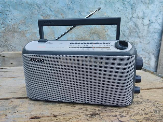 راديو سوني ثلاثي الموجات صنع في اليابان