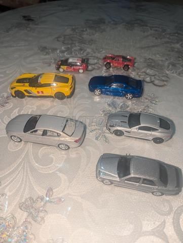 voitures de miniatures