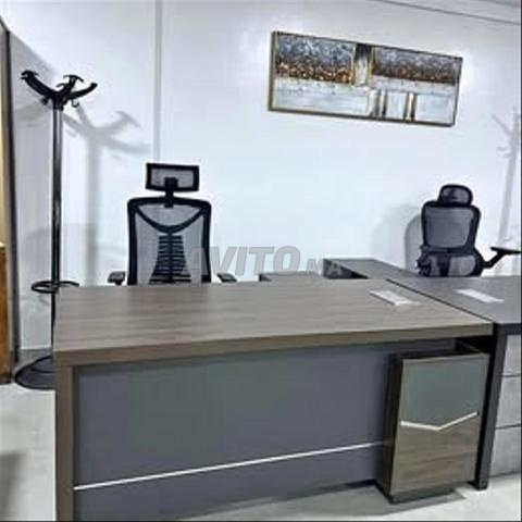 مكتب مدير بملحق وصندوق تخزين - 2