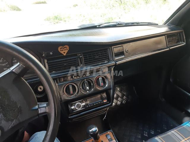 مرسيدس 190 بحالة جيدة - 2