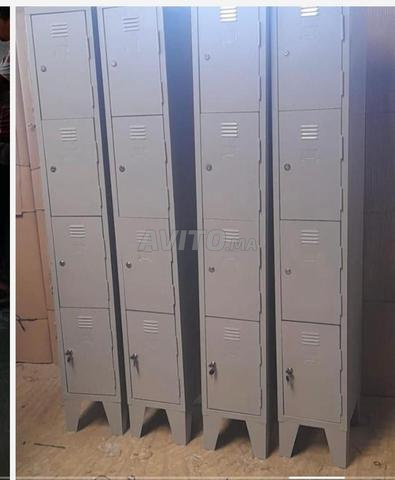 خزانة معدنية باللون الرمادي الفاتح / خزانة - 2