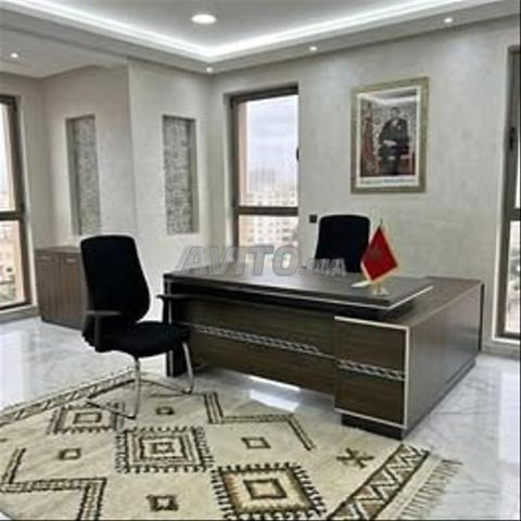 مكتب إدارة بعودة وصندوق - 2