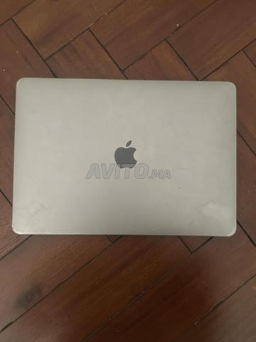 MacBook Pro 2019 touchbar 256 Go