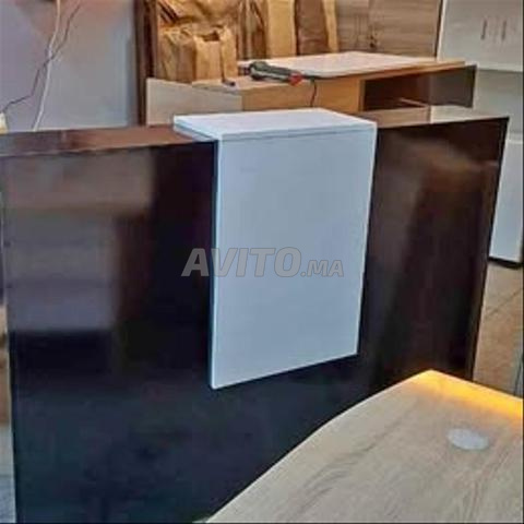 مكتب استقبال مع وحدة تخزين حسب الطلب - 2