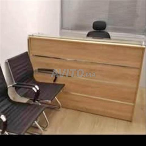 مكتب استقبال بصندوق تخزين - 2