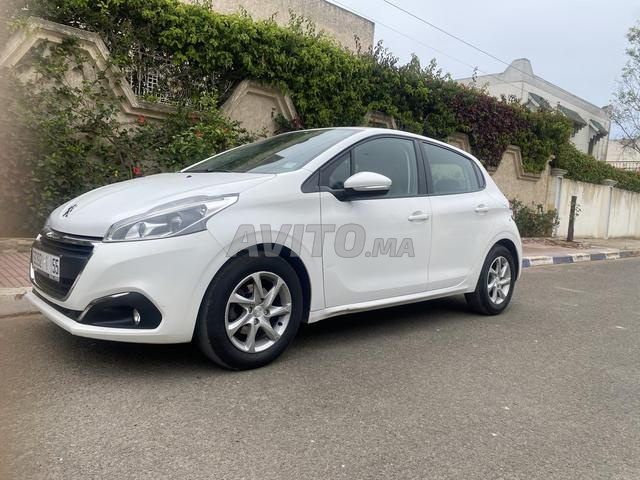 Peugeot 208 diesel à vendre - 2