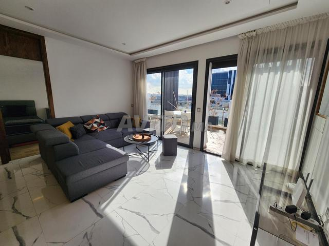 شقة رائعة جديدة مع تراس