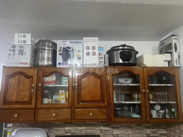 3 خزائن، واحدة منها واجهة عرض للبيع، جودة ممتازة - 2