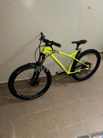 Commencal 27.5 بوصة إندورو - 2