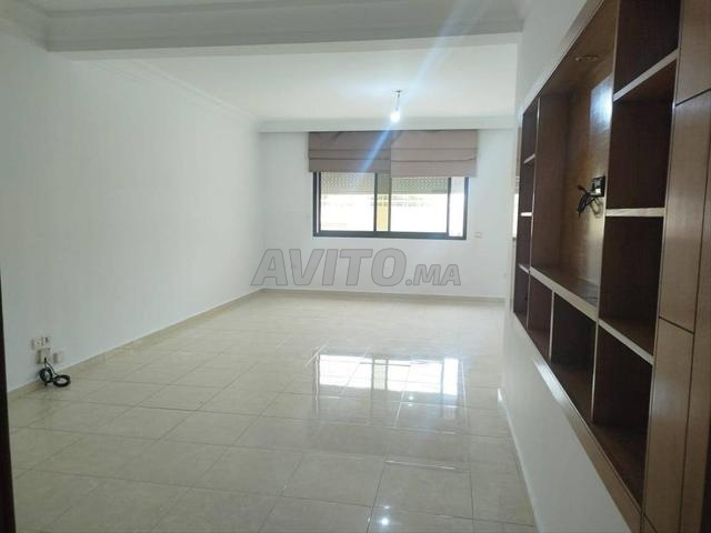 Appartement à louer 100 m² à Aïn Diab - 2