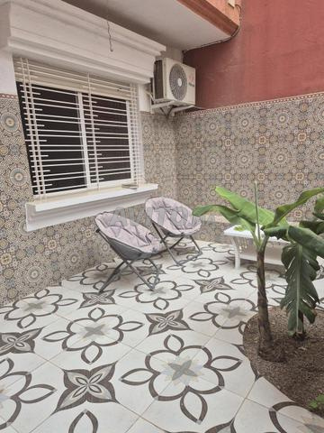 منزل كبير مع تراس وحديقة - 2