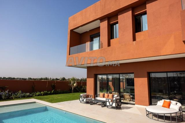 بيع فيلا 6 غرف بمساحة 500 متر مربع في مراكش