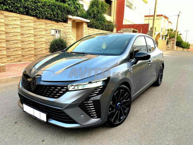 Renault Clio Hybride Automatique 2024 à Agadir