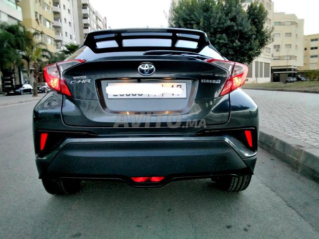 TOYOTA CHR HYBRIDE 2019 1ER MAIN 46000 KM