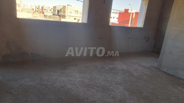 فيلا شبه مكتملة للبيع - 2