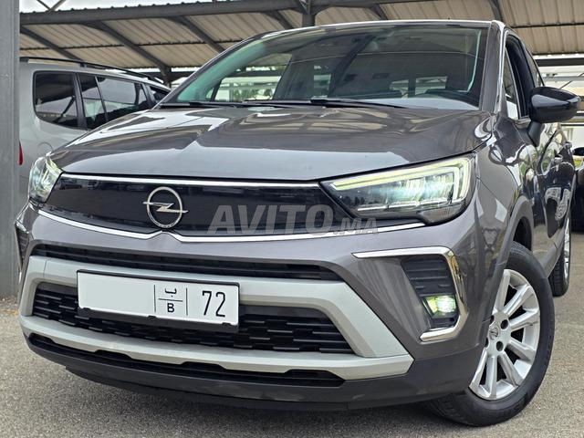 أوبل كروسلاند X إيليجانس أوتوماتيك ديزل