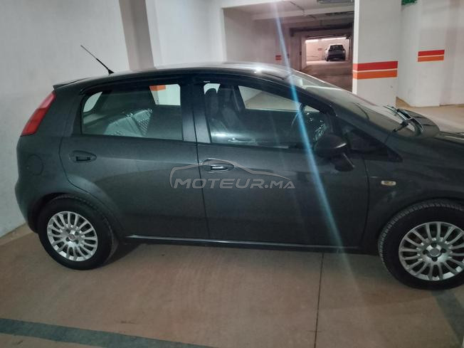 vendre voiture avec clim et bonne état 