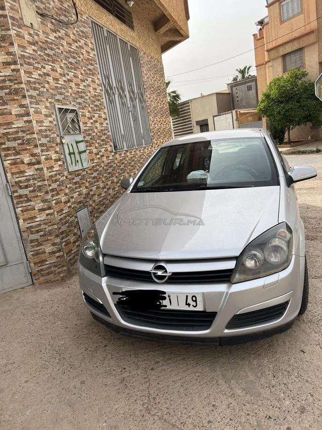 Opel Astra Diesel Manuelle 2004 à Oujda