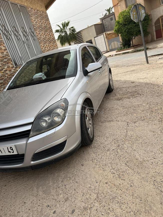 Opel Astra Diesel Manuelle 2004 à Oujda