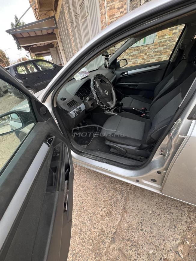 Opel Astra Diesel Manuelle 2004 à Oujda