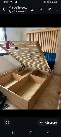 سرير بحالة جيدة للبيع