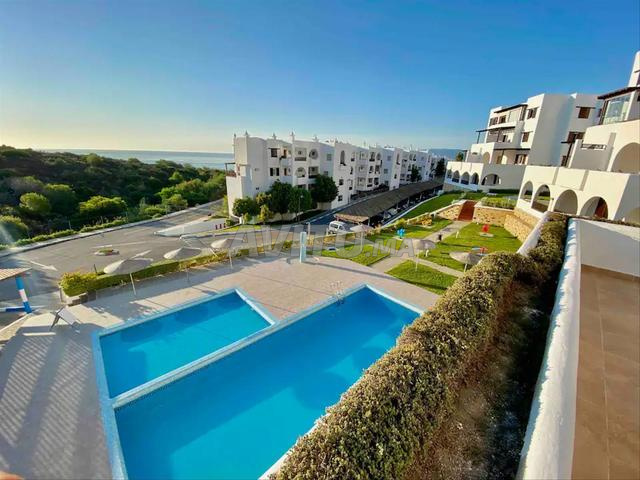 شقة فاخرة للإيجار مع مسبح - 2