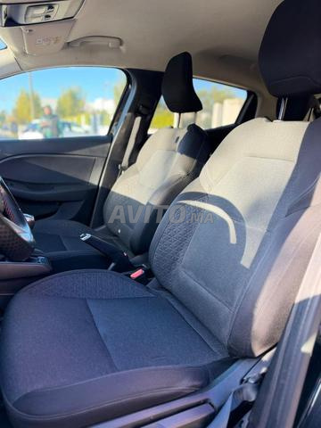 Renault Clio Diesel Manuelle 2023 à Kénitra - 2