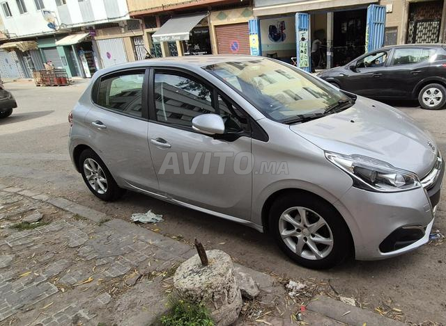 بيجو 208 بحالة جيدة، بانوراما، ناقل حركة - 2