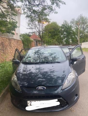 Ford Fiesta Essence 2011 à Sefrou - 2