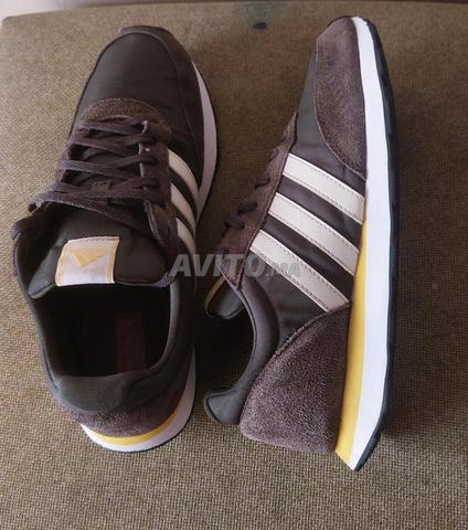 حذاء اديداس