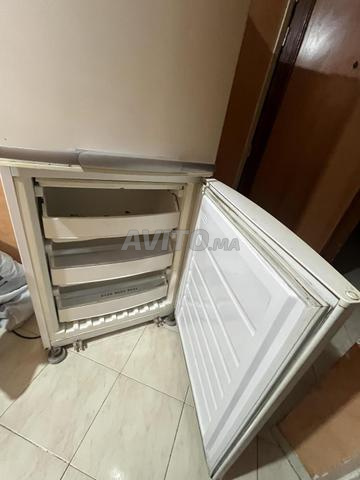 ثلاجة كبيرة whirlpool - 2