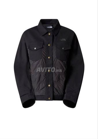 ذا نورث فيس - جاكيت مبطن PKT أسود، S نسائي