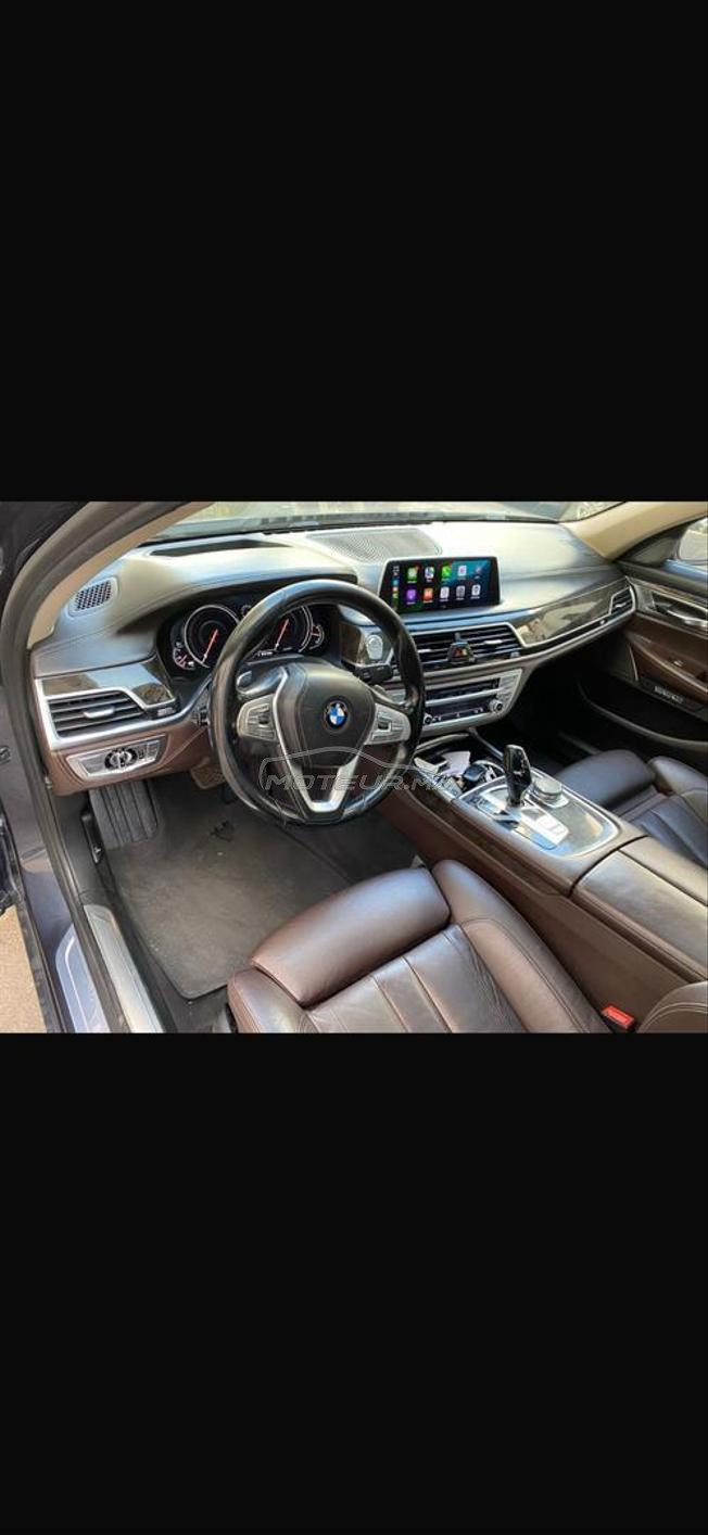 BMW Série 7 LD CARBON CORE avec CARPLAY.